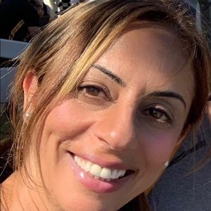 Meet your Posher, Rola